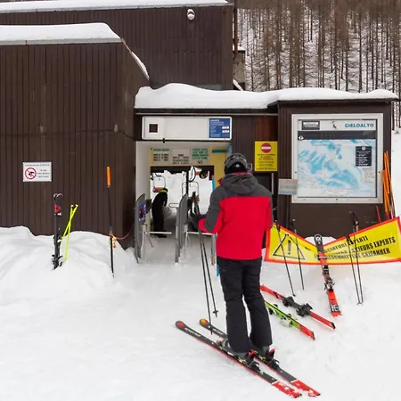 Hellochalet - The Cervino Nest Snow & Sun Апартаменты